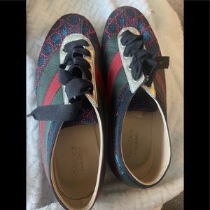 Authentic men Gucci sneakers